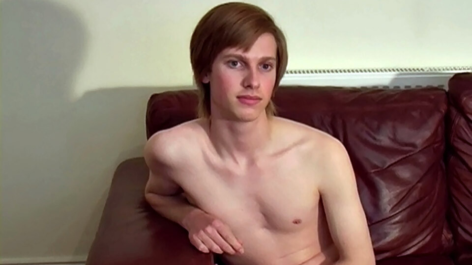 Androgynous Twink Mike Unloads