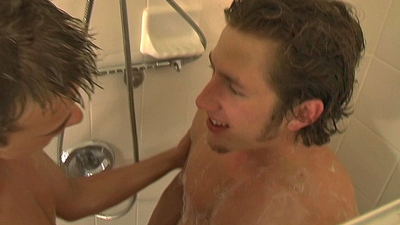 Bathroom Boners With Jarod & Kent