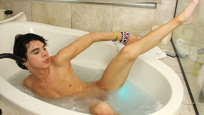 Kyler Moss Bath