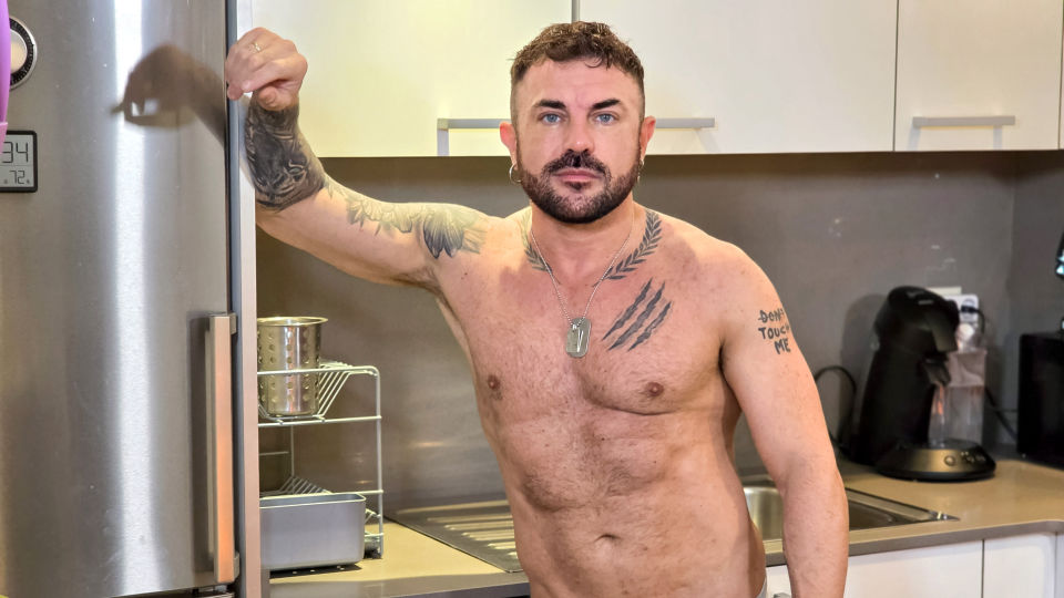 Meeting Blue-Eyed Hunk Max Romano