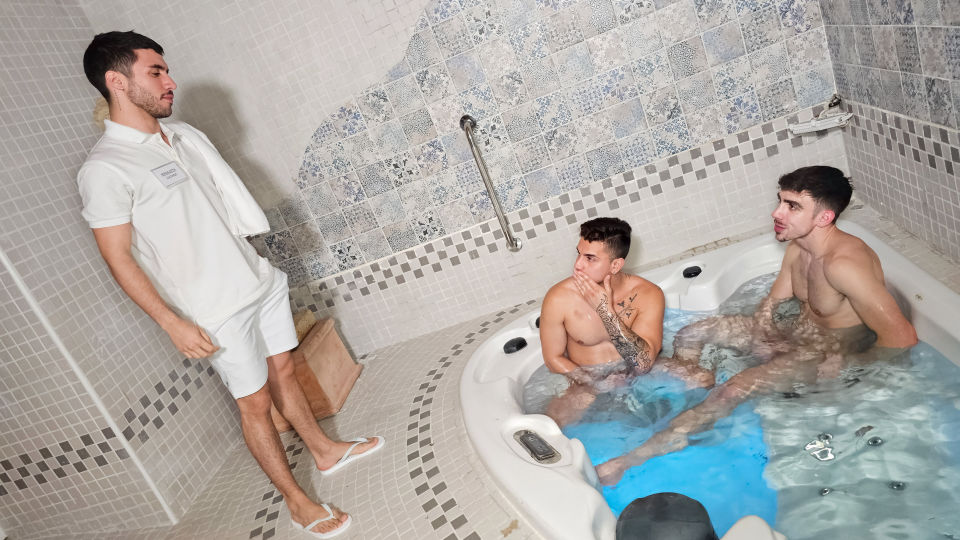 3 Big Dicks In The Hot Tub