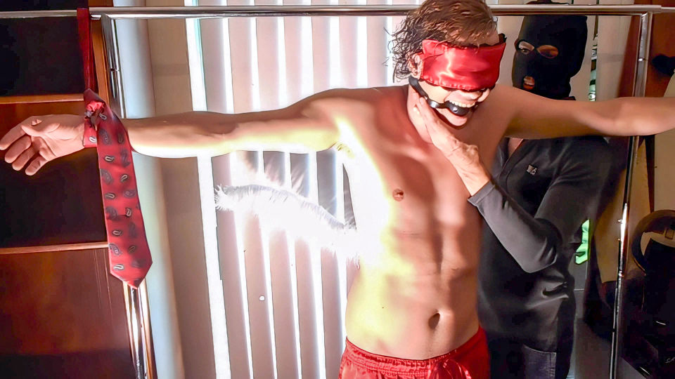 Leo Blue,Richard Lennox