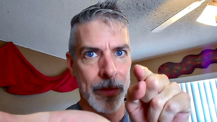 Tommy Tension, Richard Lennox