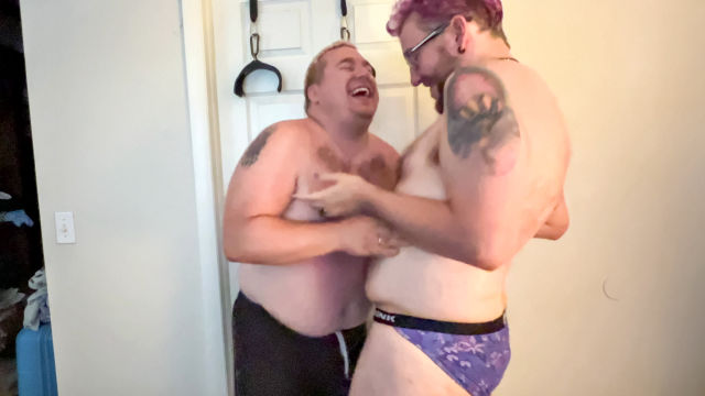 Tampa: Stark Tickles Matt Standing Up