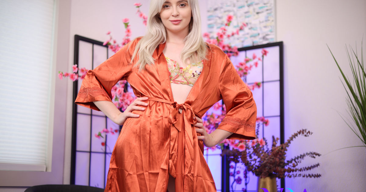 Acting It Out Featuring Lexi Lore